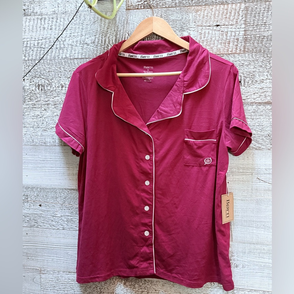 3/$30 | Born | NWT Comfy Short-Sleeved Pajama Sleepwear Top - L/XL, Pink/White